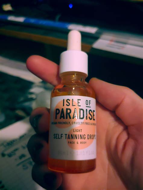 isle paradise self tanning drops.